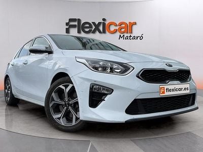 Usado Kia Ceed 140 CV (102 kW) 2018 Blanco Utilitario