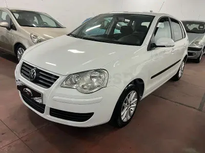 Usado VW Polo Highline 80 CV (58 kW) 2008 Blanco Utilitario