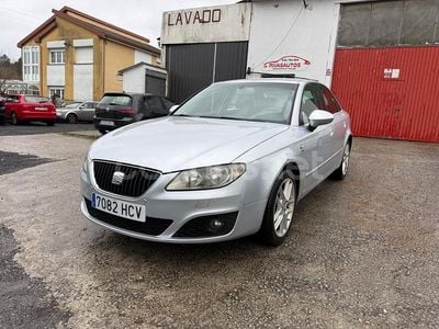 Usado Seat Exeo Reference 143 CV (105 kW) 2011 Gris / plata Berlina