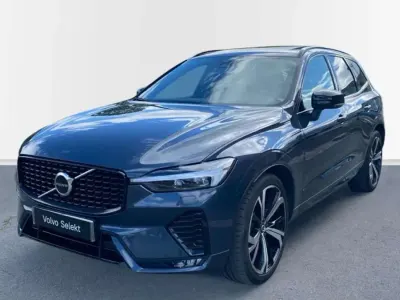 Używany Volvo XC60 R-Design 197 KM (144 kW) 2022 Niebieski SUV