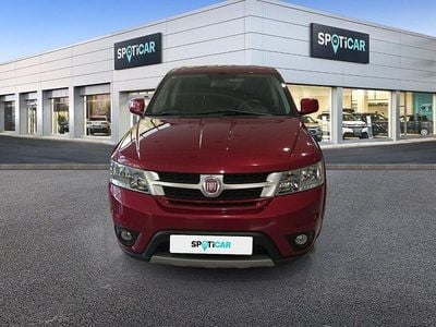 Usado Fiat Freemont Lounge 140 CV (102 kW) 2012 Rojo SUV
