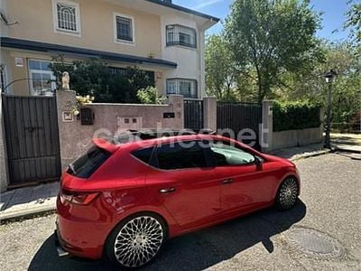 Käytetty Seat Leon CUPRA 280 HP (205 kW) 2015 Punainen Sedan