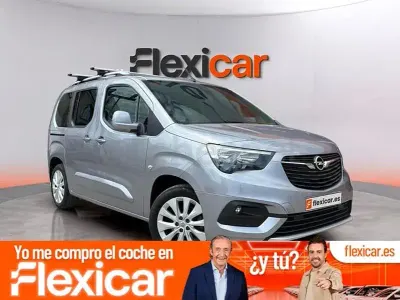 Usado Opel Combo Life Innovation 130 CV (95 kW) 2019 Gris / plata Monovolumen