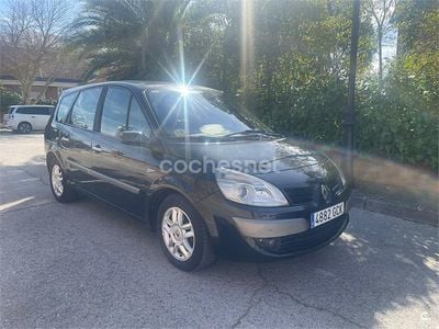 Begagnad Renault Grand Scénic II Privilege 130 HK (95 kW) 2008 Svart Minibuss