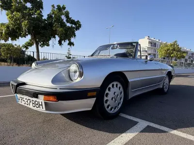 Usado Alfa Romeo Spider 150 CV (110 kW) 1995 Gris Descapotable