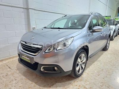 Usado Peugeot 2008 Active 85 CV (62 kW) 2014 Gris / plata SUV