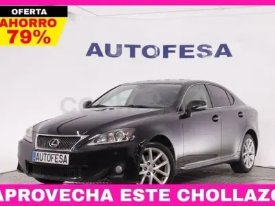 Usado Lexus IS220d Luxury Line 177 CV (130 kW) 2012 Azul Berlina
