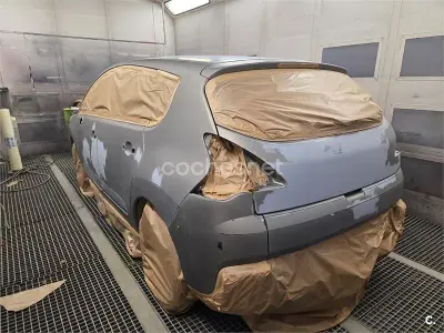Usado Peugeot 3008 110 CV (80 kW) 2010 Gris / plata Familiar
