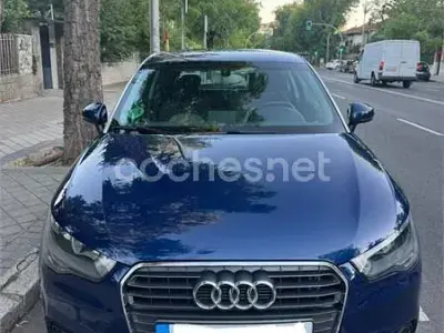 Usado Audi A1 Ambition 122 CV (89 kW) 2011 Azul Utilitario