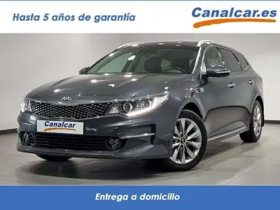 Usado Kia Optima 136 CV (100 kW) 2022 Gris Berlina