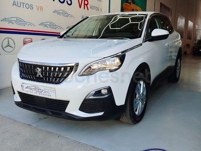 Usado Peugeot 3008 Active 130 CV (95 kW) 2020 Blanco SUV