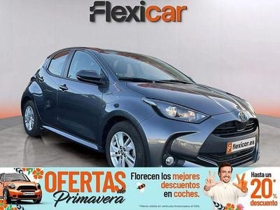 Usado Toyota Yaris Edition 125 CV (91 kW) 2024 Gris Utilitario
