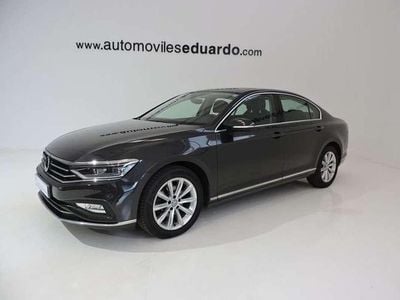 Usado VW Passat 120 CV (88 kW) 2020 Gris Berlina