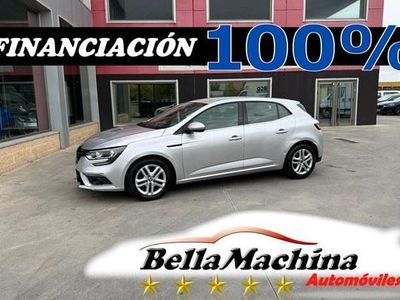 Usado Renault Mégane IV Business 95 CV (69 kW) 2021 Gris Utilitario