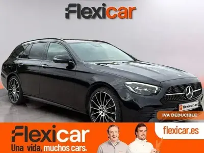 Usado Mercedes E220 194 CV (142 kW) 2021 Negro Familiar