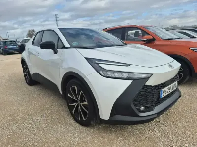 Usado Toyota C-HR Advance 140 CV (102 kW) 2025 Blanco SUV