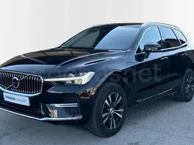 Usado Volvo XC60 Core 350 CV (257 kW) 2025 Negro SUV