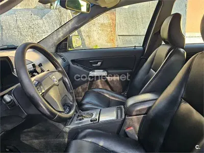 Usado Volvo XC90 Momentum 163 CV (119 kW) 2004 Negro SUV