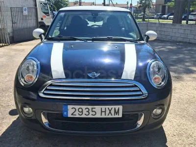 Usado Mini Cooper D 112 CV (82 kW) 2014 Azul Utilitario