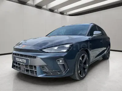 Usado Cupra Leon 150 CV (110 kW) 2025 Gris / plata Familiar