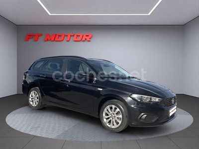 Negro Usado 2019 Fiat Tipo Lounge Familiar | 8999 € (Precio justo)