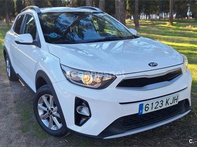 Blanco Usado 2018 Kia Stonic SUV | 9999 € (Caro)