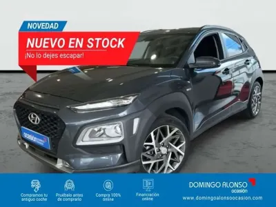 Usado Hyundai Kona Trend 141 CV (103 kW) 2020 Gris SUV