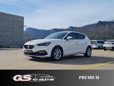 Usado Seat Leon Style 115 CV (84 kW) 2021 Blanco Berlina