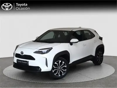 Usado Toyota Yaris Cross Active 116 CV (85 kW) 2023 Blanco SUV