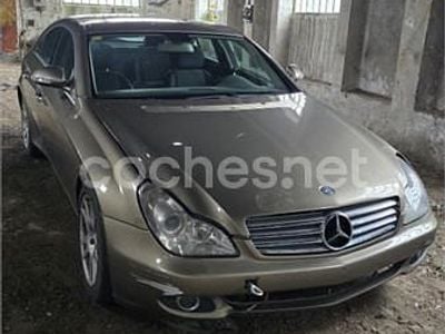 Usado Mercedes CLS320 224 CV (164 kW) 2008 Beige Berlina