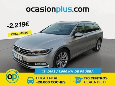 Usado VW Passat Sportline 180 CV (132 kW) 2016 Gris plata Familiar