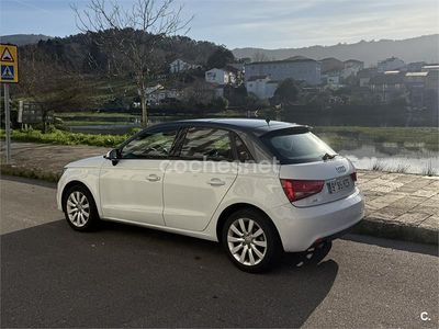 Usado Audi A1 Sportback Ambition 90 CV (66 kW) 2014 Blanco Utilitario