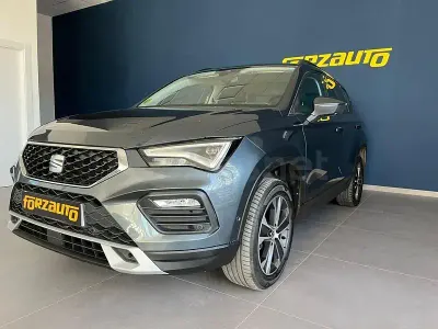 Usado Seat Ateca Style 150 CV (110 kW) 2021 Gris / plata SUV