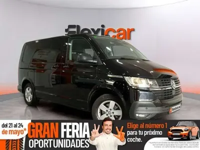 Usado VW Multivan 150 CV (110 kW) 2021 Negro Monovolumen