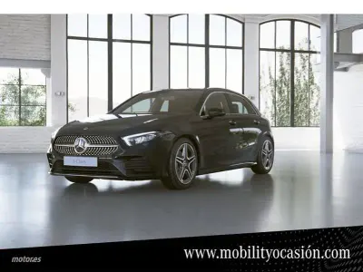Usado Mercedes A180 115 CV (84 kW) 2021 Negro Berlina