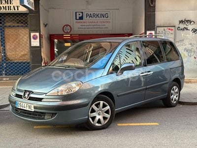 Peugeot 807