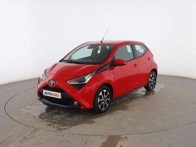 Usado Toyota Aygo X-play 72 CV (52 kW) 2021 Rojo Utilitario