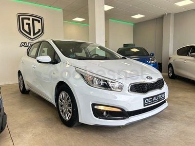 Usado Kia Ceed GT 90 CV (66 kW) 2016 Blanco Berlina