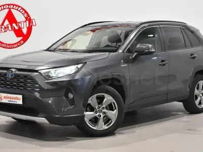 Usado Toyota RAV4 Hybrid Advance 222 CV (163 kW) 2019 Gris / plata SUV