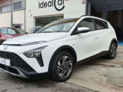 Usado Hyundai Bayon 101 CV (74 kW) 2023 Blanco SUV
