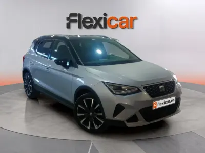 Usado Seat Arona FR 150 CV (110 kW) 2024 Gris SUV