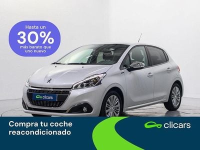 Usado Peugeot 208 Signature Sky 82 CV (60 kW) 2019 Blanco Utilitario