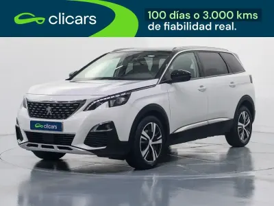 Usado Peugeot 5008 Allure 130 CV (95 kW) 2020 Blanco SUV
