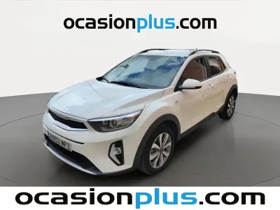Käytetty Kia Stonic 100 HP (73 kW) 2024 Valkoinen Katumaasturi