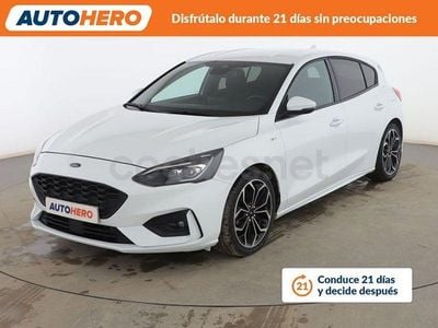 Usado Ford Focus ST-Line 125 CV (91 kW) 2020 Blanco Berlina