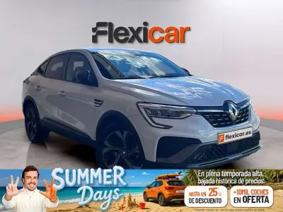 Usado Renault Arkana RS Line 140 CV (102 kW) 2023 Blanco SUV