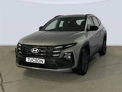 Shimmering silver Nuevo 2025 Hyundai Tucson Blackline SUV | 30.469 € (Precio justo)