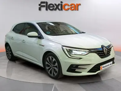 Begagnad Renault Mégane II Zen 140 HK (102 kW) 2022 Vit Sedan