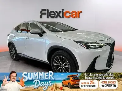 Usado Lexus NX350h Business Edition 242 CV (177 kW) 2022 Blanco