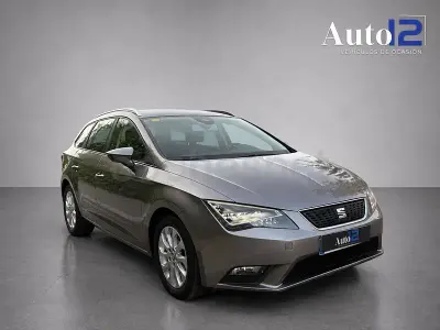 Usado Seat Leon Ecomotive 110 CV (80 kW) 2015 Gris / plata Familiar